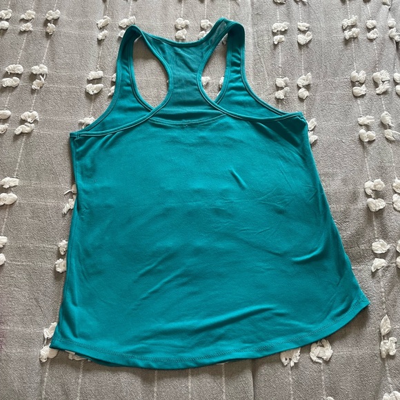 Pair of Women’s Active Tanks - Picture 3 of 5